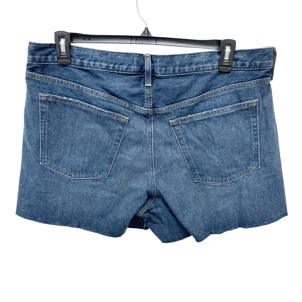 Universal Thread Women's Blue 90s Baggy Raw Hem Denim Jean Shorts Size 14 - Picture 3 of 8